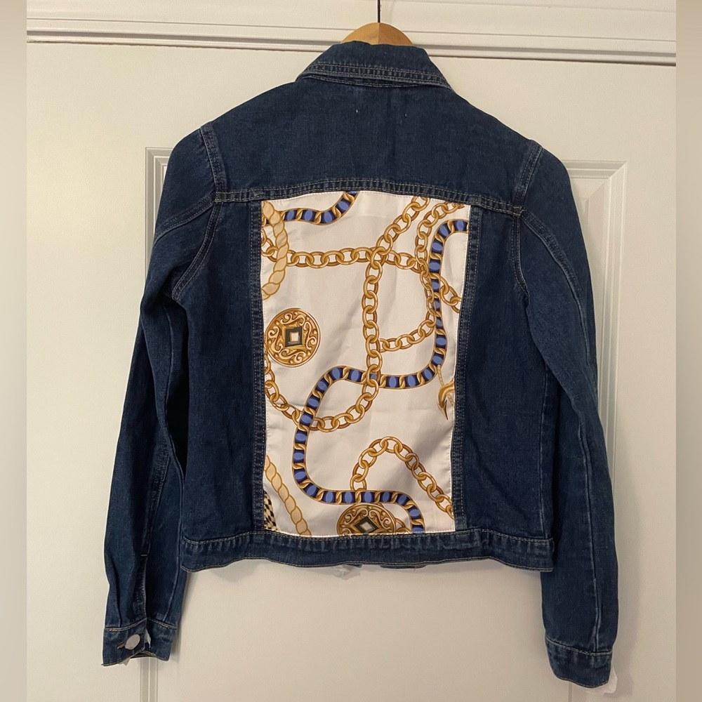 NWT Vici for Brit.NY Denim Jacket with Gold Chain Patch Print on Back